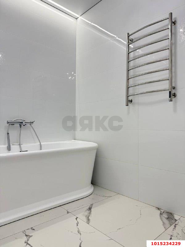 Фото №12: 3-комнатная квартира 103 м² - Краснодар, Карасунский внутригородской округ, Хлопчато-бумажный Комбинат, мкр. жилой комплекс Аквамарин, ул. Уральская, 75к2