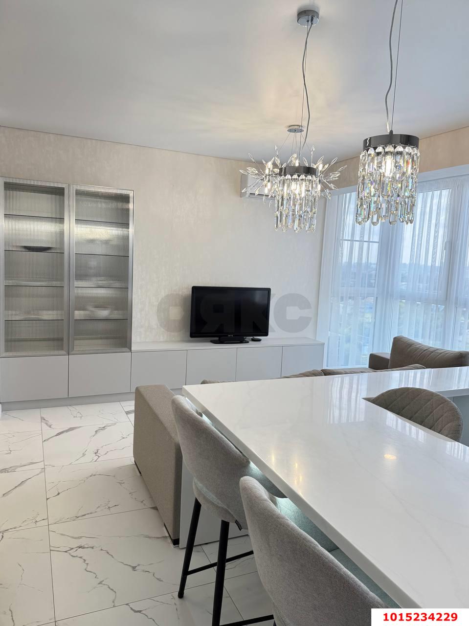 Фото №2: 3-комнатная квартира 103 м² - Краснодар, Карасунский внутригородской округ, Хлопчато-бумажный Комбинат, мкр. жилой комплекс Аквамарин, ул. Уральская, 75к2