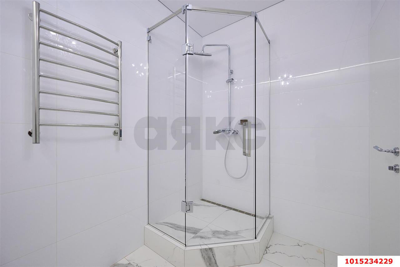 Фото №11: 3-комнатная квартира 103 м² - Краснодар, Карасунский внутригородской округ, Хлопчато-бумажный Комбинат, мкр. жилой комплекс Аквамарин, ул. Уральская, 75к2