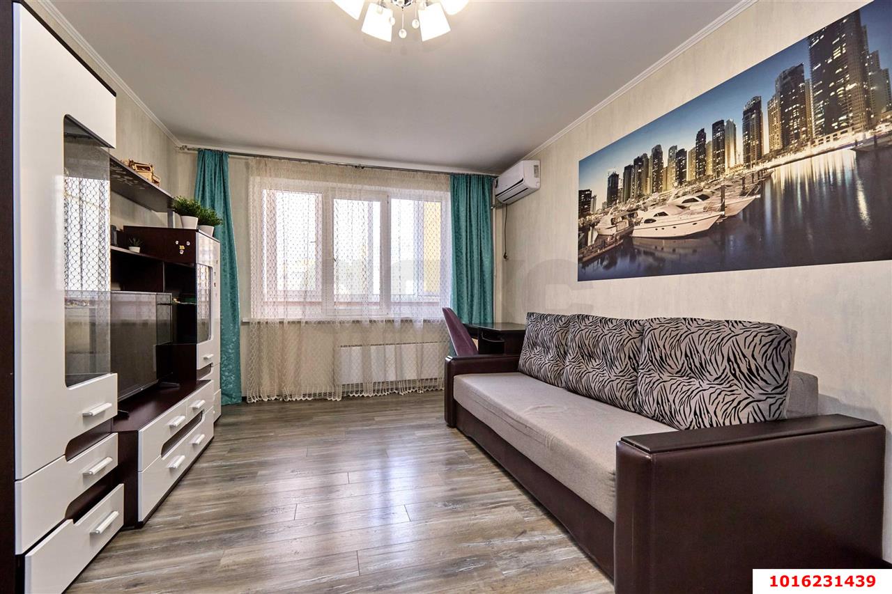 Фото №9: 3-комнатная квартира 75 м² - Краснодар, Западный внутригородской округ, мкр. Юбилейный, пр-кт Чекистов, 24/1