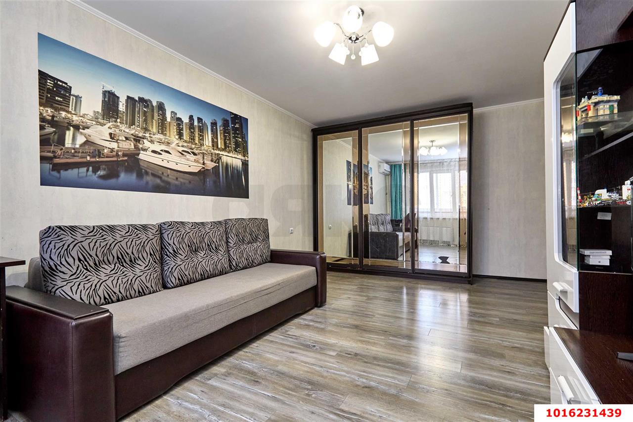 Фото №8: 3-комнатная квартира 75 м² - Краснодар, Западный внутригородской округ, мкр. Юбилейный, пр-кт Чекистов, 24/1