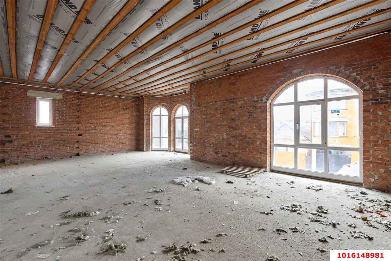 Фото №15: Дом 437 м² + 6.3 сот. - Краснодар, Западный внутригородской округ, мкр. Фестивальный, ул. Труда, 10