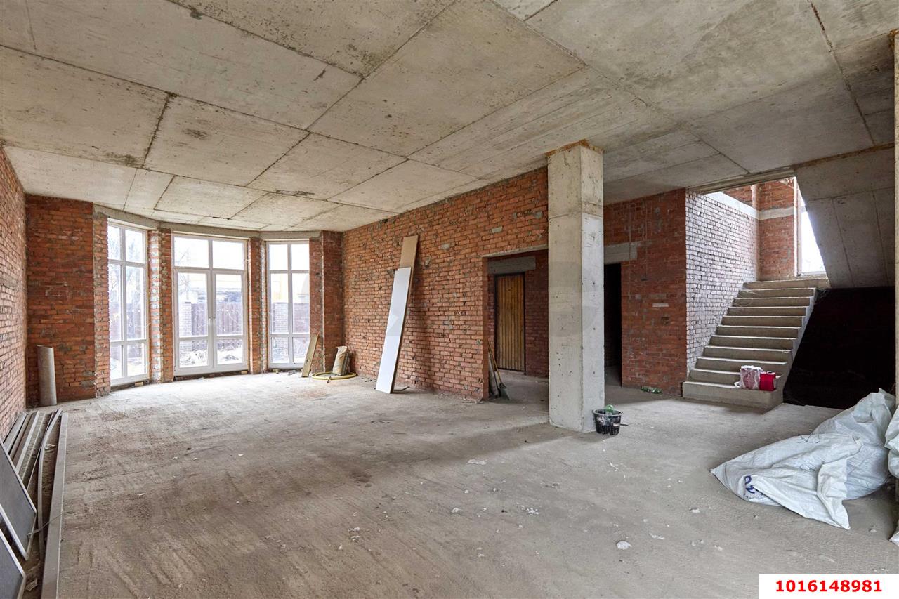 Фото №7: Дом 437 м² + 6.3 сот. - Краснодар, Западный внутригородской округ, мкр. Фестивальный, ул. Труда, 10