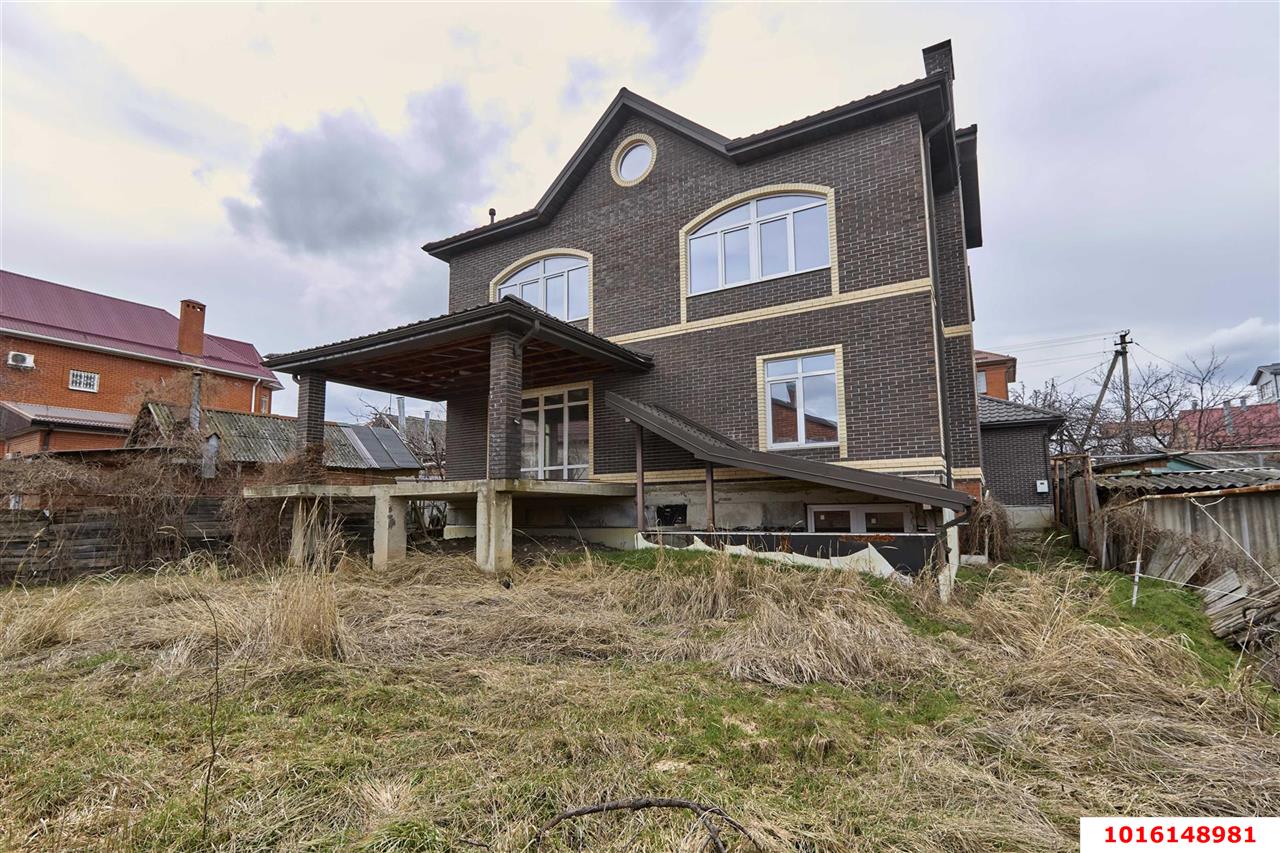 Фото №2: Дом 437 м² + 6.3 сот. - Краснодар, Западный внутригородской округ, мкр. Фестивальный, ул. Труда, 10