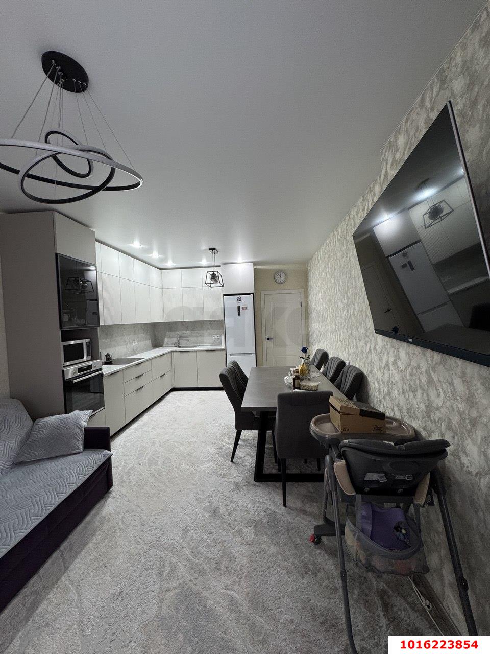 Фото №2: 3-комнатная квартира 68 м² - Краснодар, Прикубанский внутригородской округ, Завод Радиоизмерительных Приборов, жилой комплекс Любимый Дом, мкр. имени Петра Метальникова, ул. Тополиная, 46к2