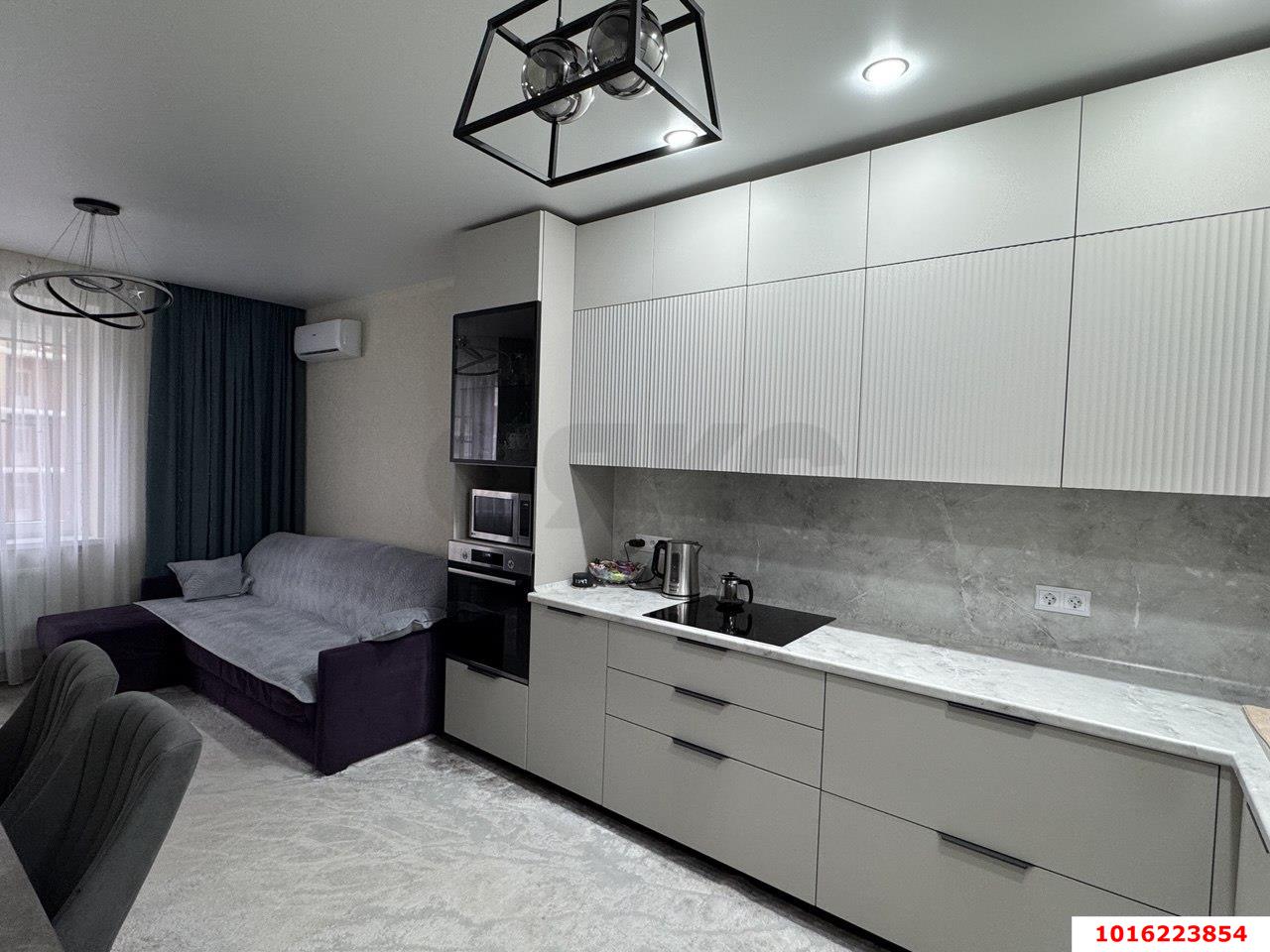 Фото №3: 3-комнатная квартира 68 м² - Краснодар, Прикубанский внутригородской округ, Завод Радиоизмерительных Приборов, жилой комплекс Любимый Дом, мкр. имени Петра Метальникова, ул. Тополиная, 46к2