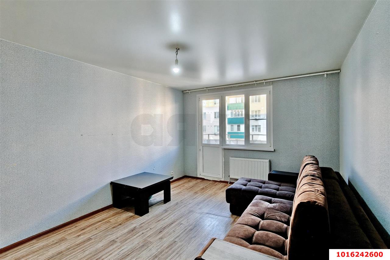 Фото №5: 2-комнатная квартира <span class="whitespace-nowrap">60 м²</span>, <span class="whitespace-nowrap">7/9 эт.</span> - Яблоновский, ул. Гагарина, 192к4