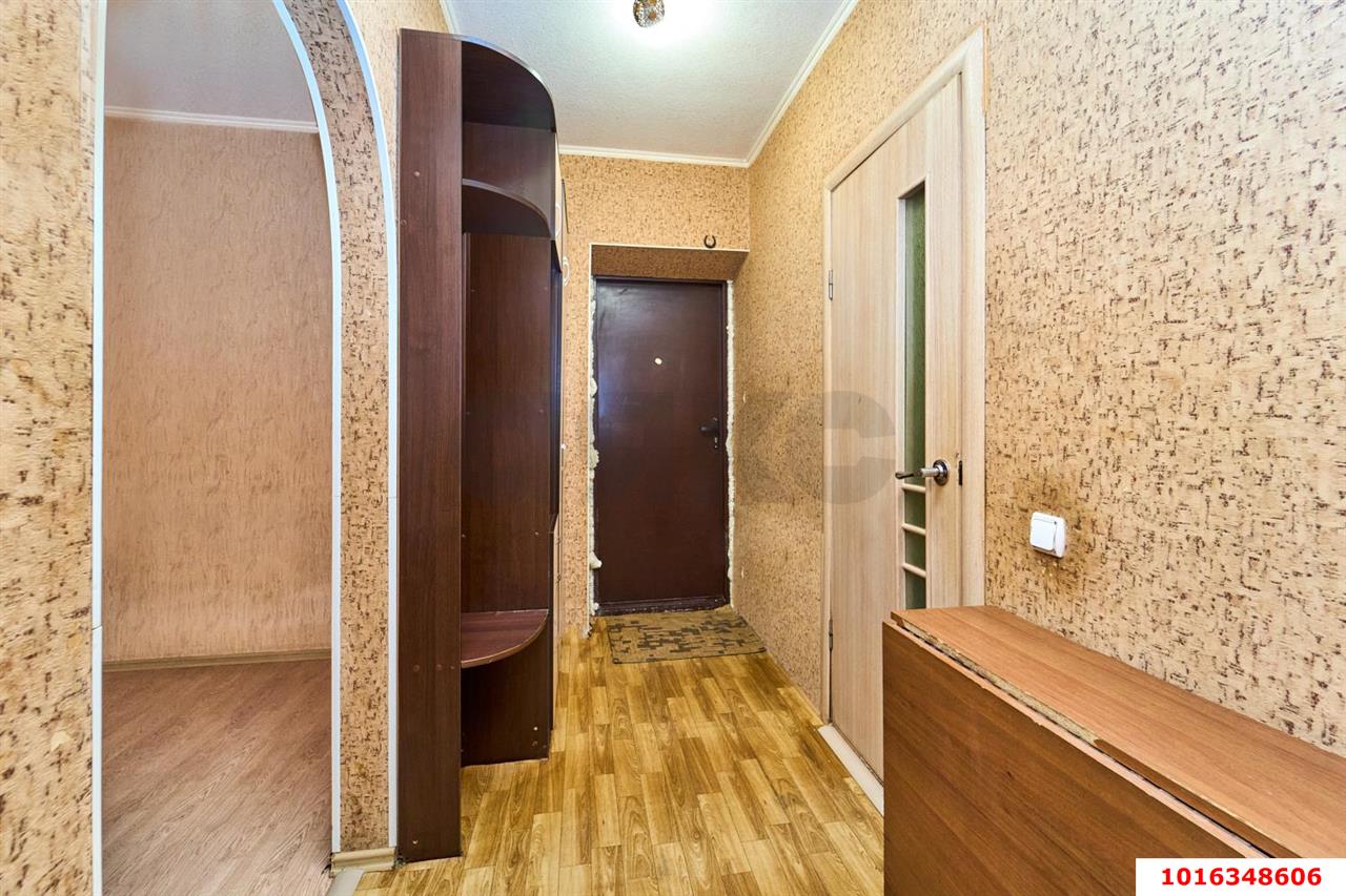 Фото №6: 1-комнатная квартира 36 м² - Краснодар, Прикубанский внутригородской округ, Музыкальный, мкр. Завод Радиоизмерительных Приборов, ул. имени Сергея Есенина, 121