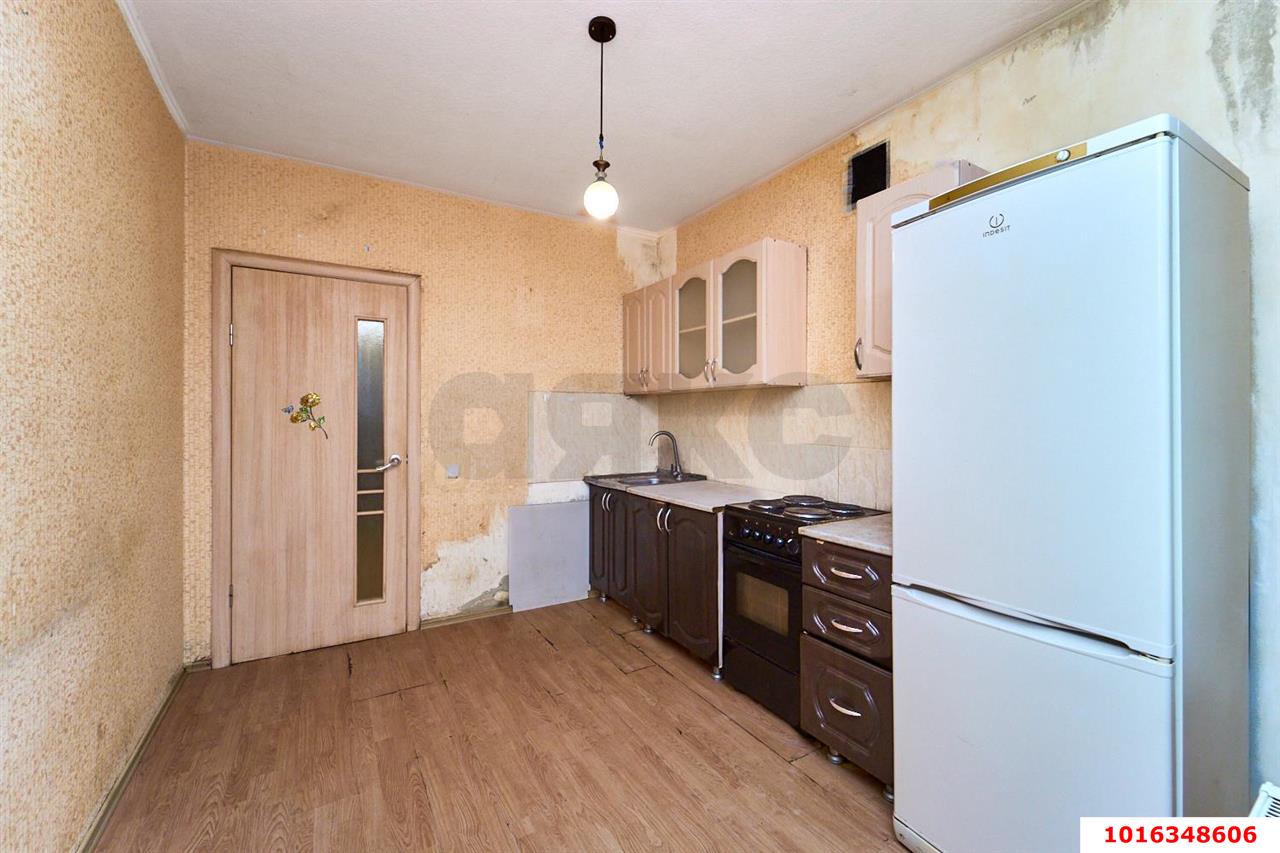 Фото №2: 1-комнатная квартира 36 м² - Краснодар, Прикубанский внутригородской округ, Музыкальный, мкр. Завод Радиоизмерительных Приборов, ул. имени Сергея Есенина, 121