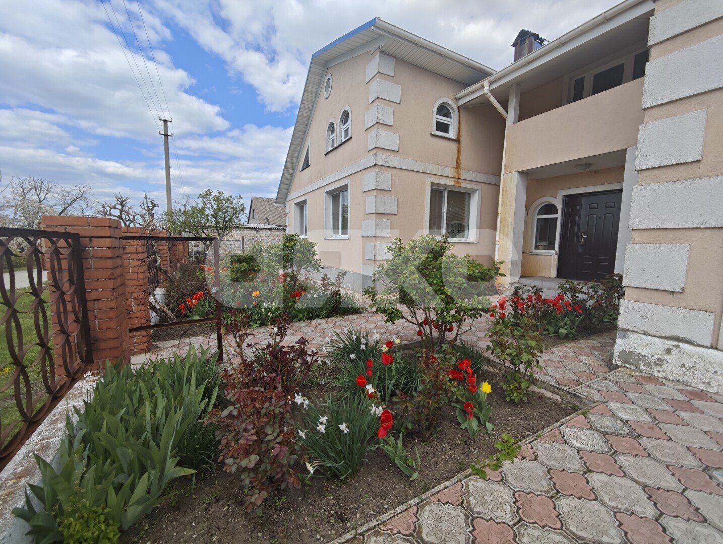 Фото №2: Дом 299 м² + 15 сот. - Агробаза, ул. Первомайская