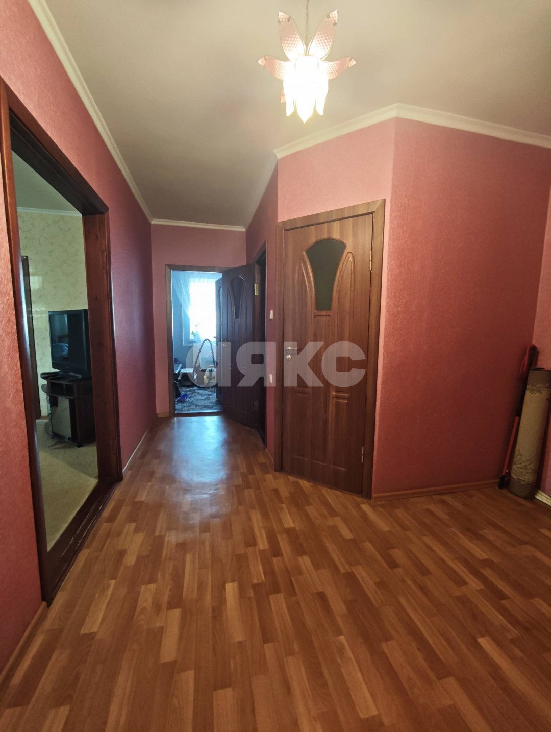 Фото №5: Дом 299 м² + 15 сот. - Агробаза, ул. Первомайская