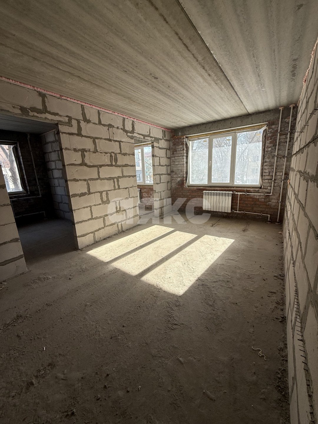 Фото №4: 4-комнатная квартира 60 м² - Мариуполь, р. Жовтневый, пр-кт Строителей, 64