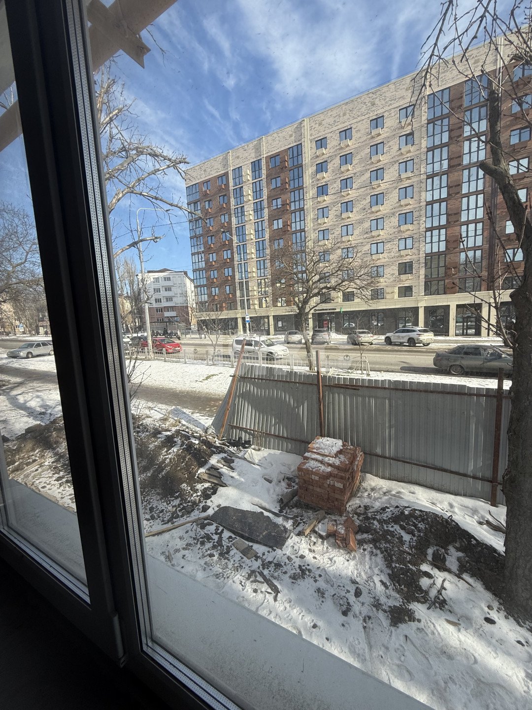 Фото №10: 4-комнатная квартира 60 м² - Мариуполь, р. Жовтневый, пр-кт Строителей, 64