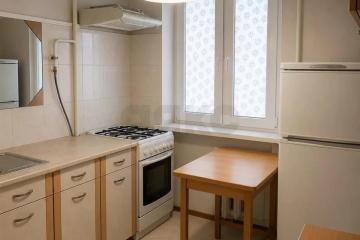 Фото №1: 2-комнатная квартира <span class="whitespace-nowrap">42 м²</span>, <span class="whitespace-nowrap">4/5 эт.</span> - Краснодар, мкр. Центральный, ул. Коммунаров, 201