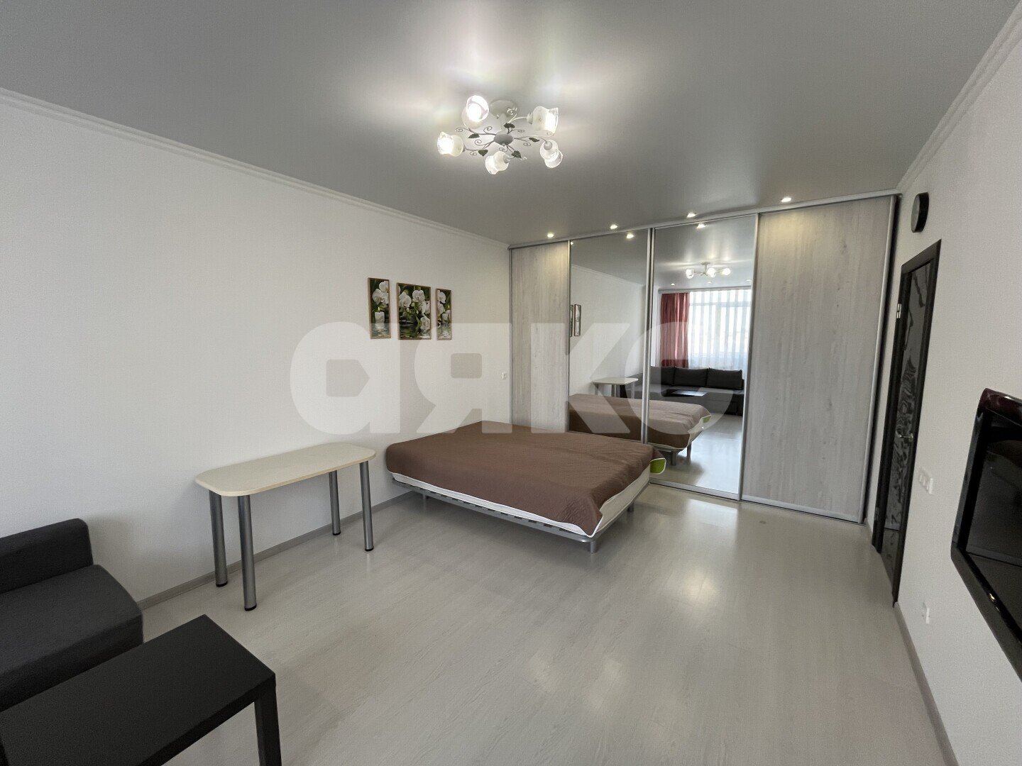Фото №6: 1-комнатная квартира <span class="whitespace-nowrap">52 м²</span>, <span class="whitespace-nowrap">4/9 эт.</span> - Анапа, мкр. Алексеевка, ул. Лазурная, 16