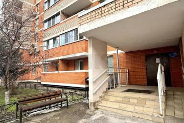 Фото №1: 1-комнатная квартира 41 м² - Краснодар, мкр. Военный городок № 1, ул. имени Калинина, 350/3