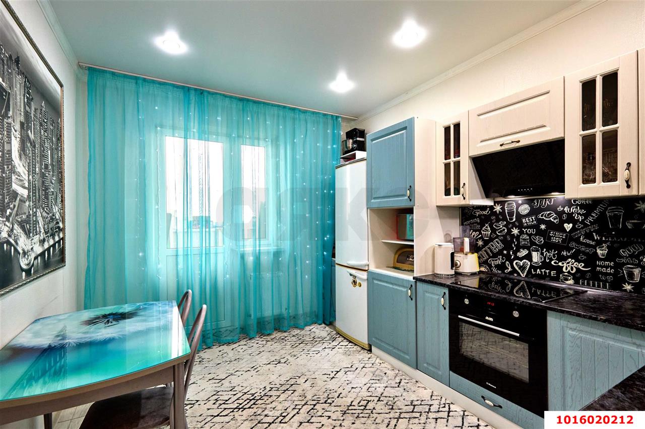 Фото №1: 2-комнатная квартира 59 м² - Краснодар, Прикубанский внутригородской округ, Россинского, мкр. жилой комплекс Видный, ул. Командорская, 3к2