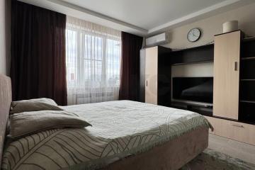 Фото №1: 1-комнатная квартира 42 м² - Краснодар, мкр. Завод Измерительных Приборов, ул. имени 40-летия Победы, 33/10