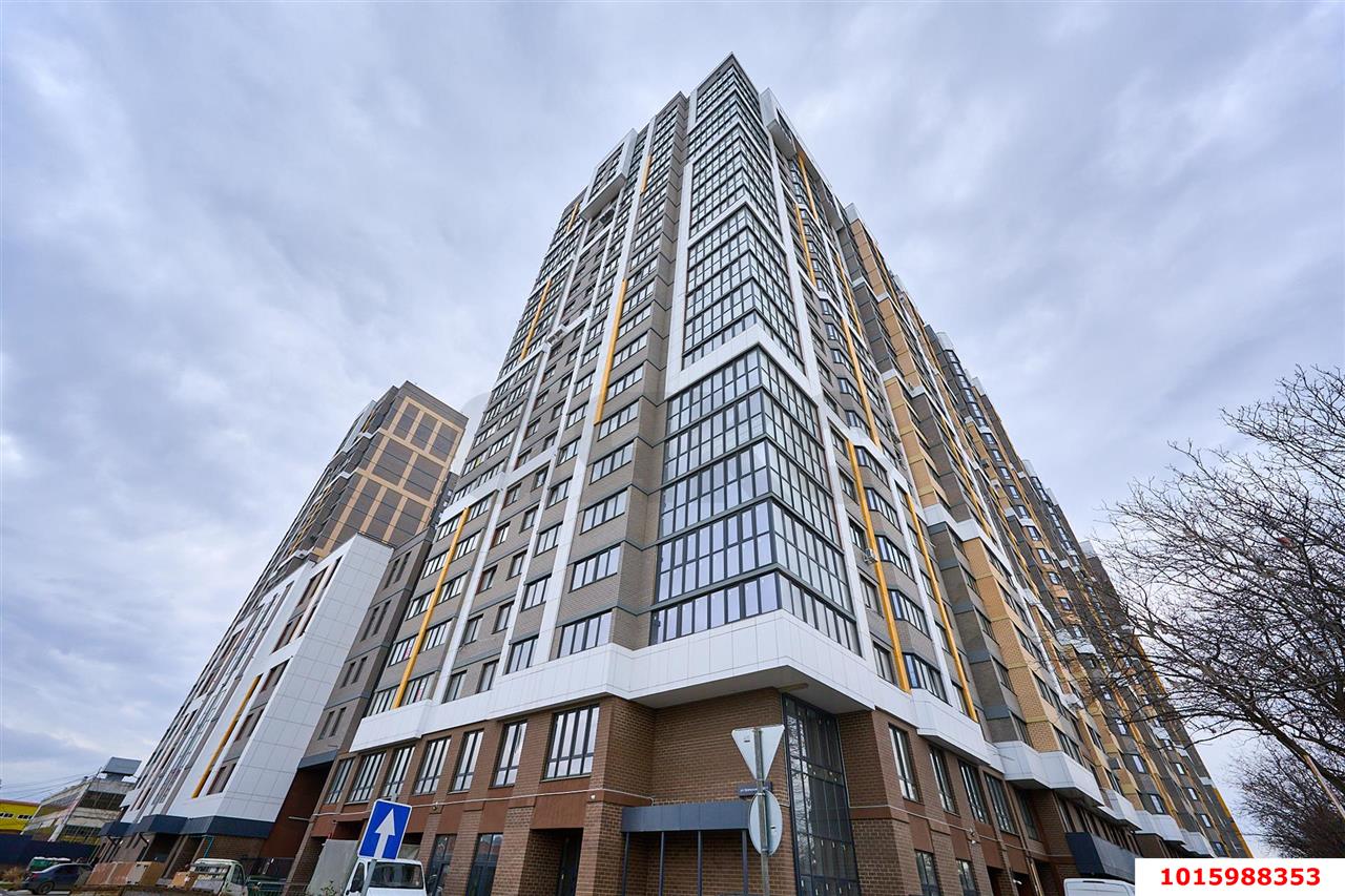 Фото №18: 3-комнатная квартира 80 м² - Краснодар, ЖК Урал, Карасунский внутригородской округ, Камвольно-суконный Комбинат, мкр. жилой комплекс Ural, ул. Уральская, 87/7