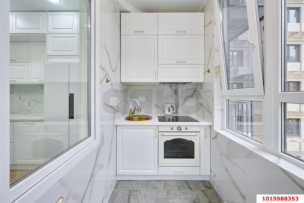 Фото №4: 3-комнатная квартира 80 м² - Краснодар, ЖК Урал, Карасунский внутригородской округ, Камвольно-суконный Комбинат, мкр. жилой комплекс Ural, ул. Уральская, 87/7