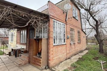 Фото №1: Дом 160 м² - СНТ Строитель, мкр. Прикубанский внутригородской округ, ул. Сиреневая, 45