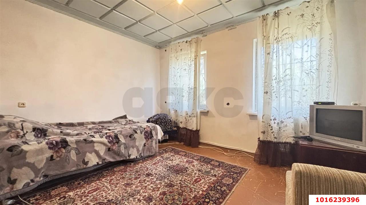 Фото №2: Дом 160 м² + 4.73 сот. - СНТ Строитель, мкр. Прикубанский внутригородской округ, ул. Сиреневая, 45