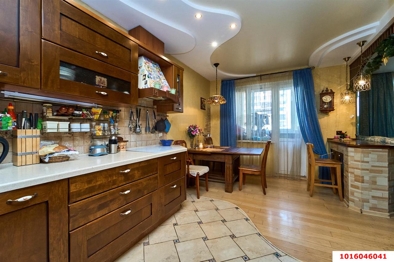 Фото №7: 3-комнатная квартира 89 м² - Краснодар, Центральный внутригородской округ, мкр. Завод Измерительных Приборов, ул. Московская, 59