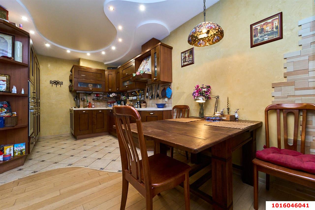 Фото №8: 3-комнатная квартира 89 м² - Краснодар, Центральный внутригородской округ, мкр. Завод Измерительных Приборов, ул. Московская, 59