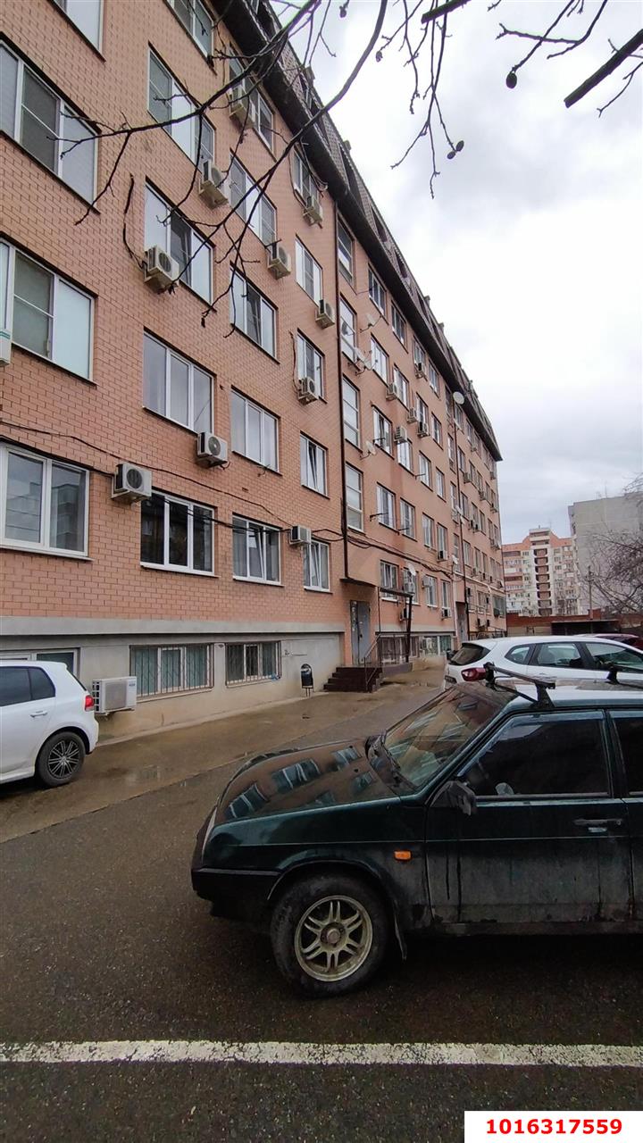 Фото №10: 1-комнатная квартира 41 м² - Краснодар, Прикубанский внутригородской округ, мкр. Краевая Клиническая Больница, ул. 1 Мая, 278