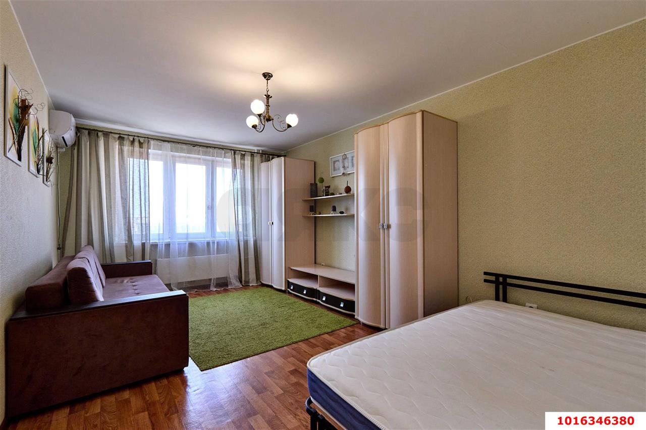 Фото №2: 1-комнатная квартира 40 м² - Краснодар, Прикубанский внутригородской округ, мкр. Восточно-Кругликовский, ул. Героев-Разведчиков, 32