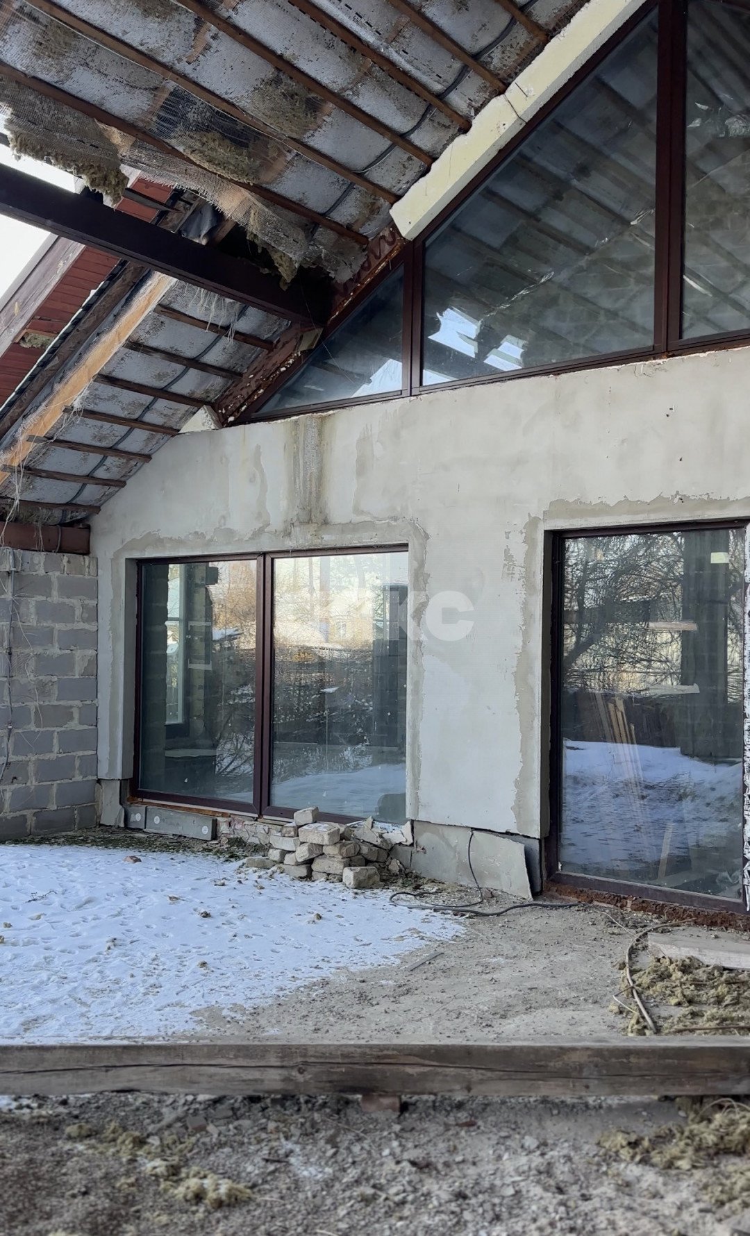 Фото №1: Дом 515 м² + 8 сот. - Луганск, р. Жовтневый, ул. 26 Бакинских Комиссаров