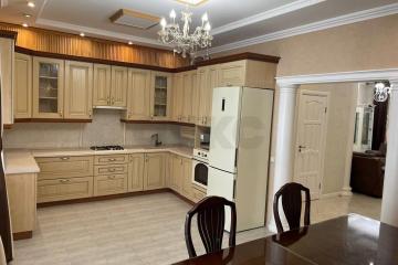 Фото №4: 3-комнатная квартира 124 м² - Российский, мкр. ЖК Вилла Роз, ул. имени Академика Сахарова, 33к2