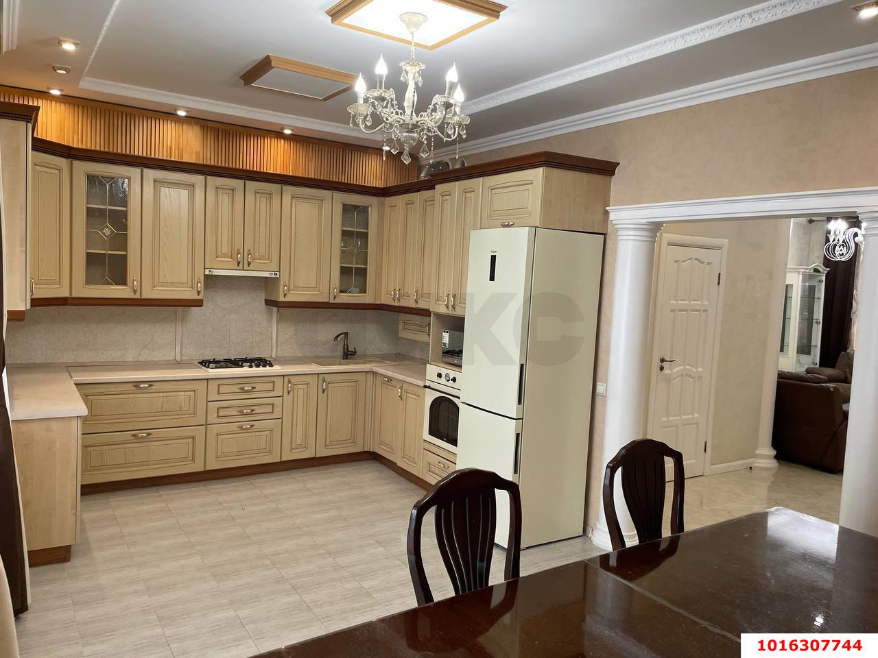 Фото №4: 3-комнатная квартира 124 м² - Российский, Прикубанский внутригородской округ, мкр. ЖК Вилла Роз, ул. имени Академика Сахарова, 33к2