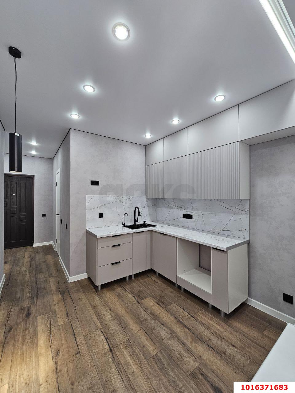 Фото №3: 1-комнатная квартира 38 м² - Краснодар, Прикубанский внутригородской округ, ЖК Славянка, мкр. Славянский, ул. Заполярная, 39к3