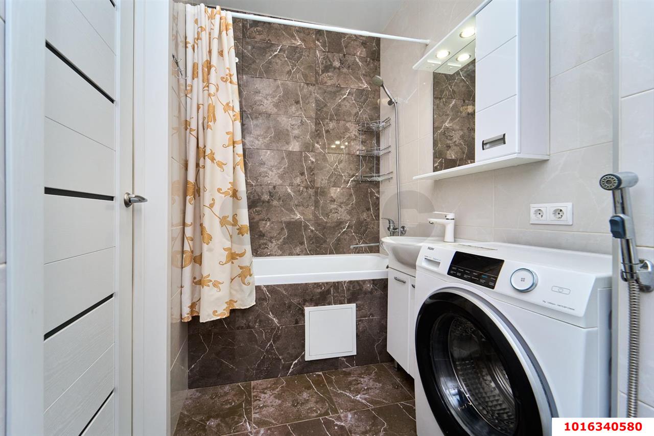 Фото №8: 1-комнатная квартира 44 м² - Краснодар, Завод Радиоизмерительных Приборов, Прикубанский внутригородской округ, имени Петра Метальникова, жилой комплекс Лучезарный, мкр. Музыкальный, ул. имени Сергея Есенина, 131