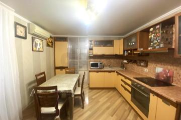 Фото №1: 2-комнатная квартира 64 м² - Краснодар, мкр. Центральный, ул. Советская