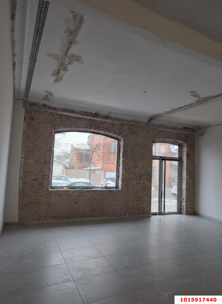 Фото №6: Коммерция 203 м² - Краснодар, Центральный внутригородской округ, мкр. Центральный, ул. Карасунская, 87