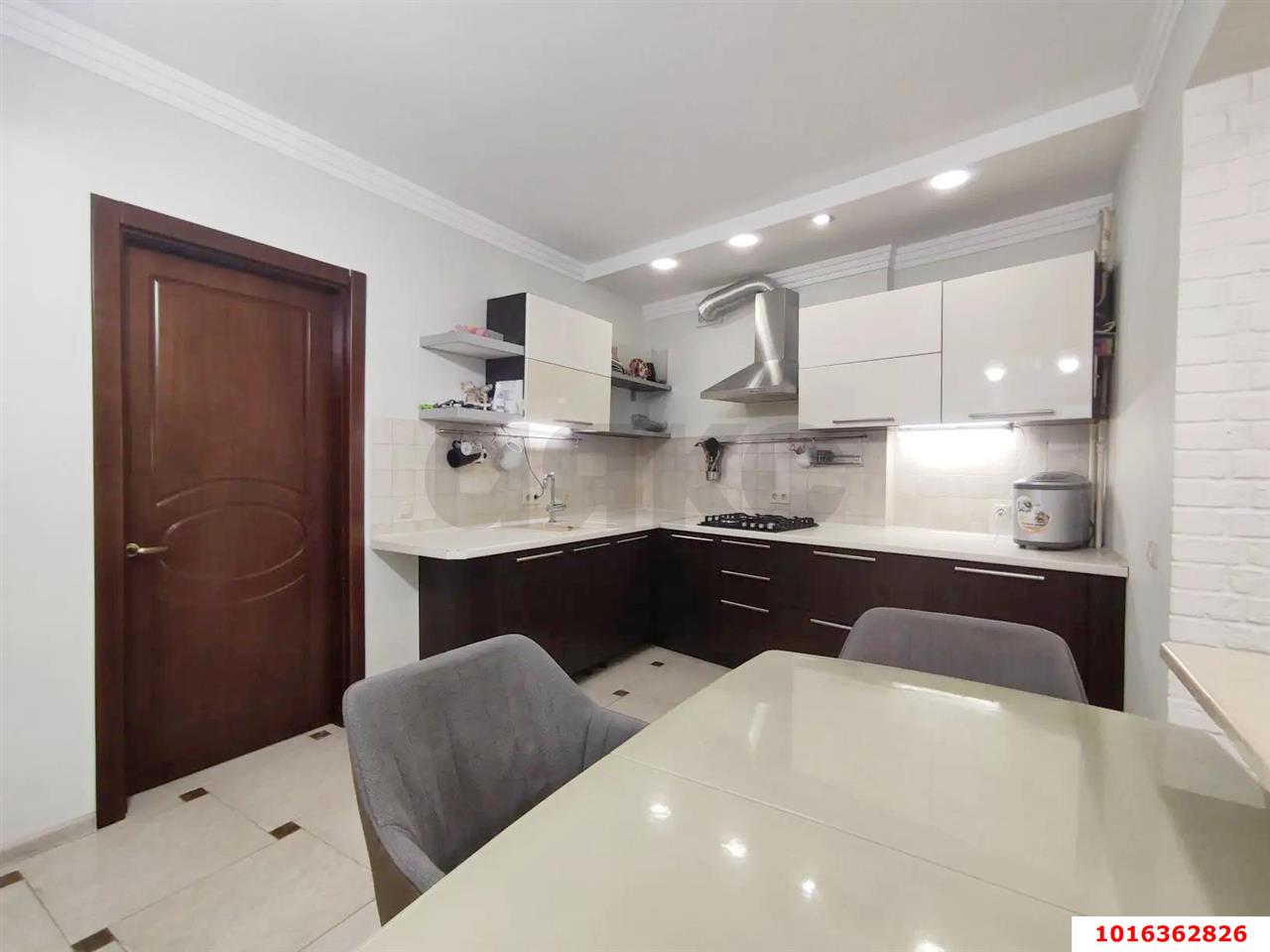 Фото №3: 2-комнатная квартира 85 м² - Краснодар, Карасунский внутригородской округ, мкр. Камвольно-суконный Комбинат, ул. Камвольная, 3