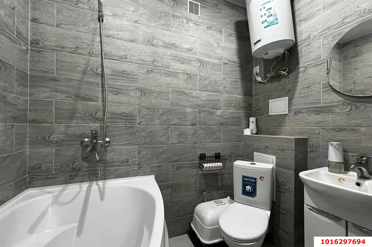 Фото №8: 1-комнатная квартира 47 м² - Краснодар, Прикубанский внутригородской округ, Завод Радиоизмерительных Приборов, жилой комплекс Культурный, мкр. Музыкальный, ул. имени Сергея Есенина, 80