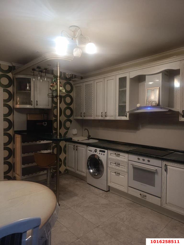 Фото №2: 2-комнатная квартира 70 м² - Краснодар, Пашковский, Карасунский внутригородской округ, мкр. жилой комплекс Восток, ул. Лавочкина, 25