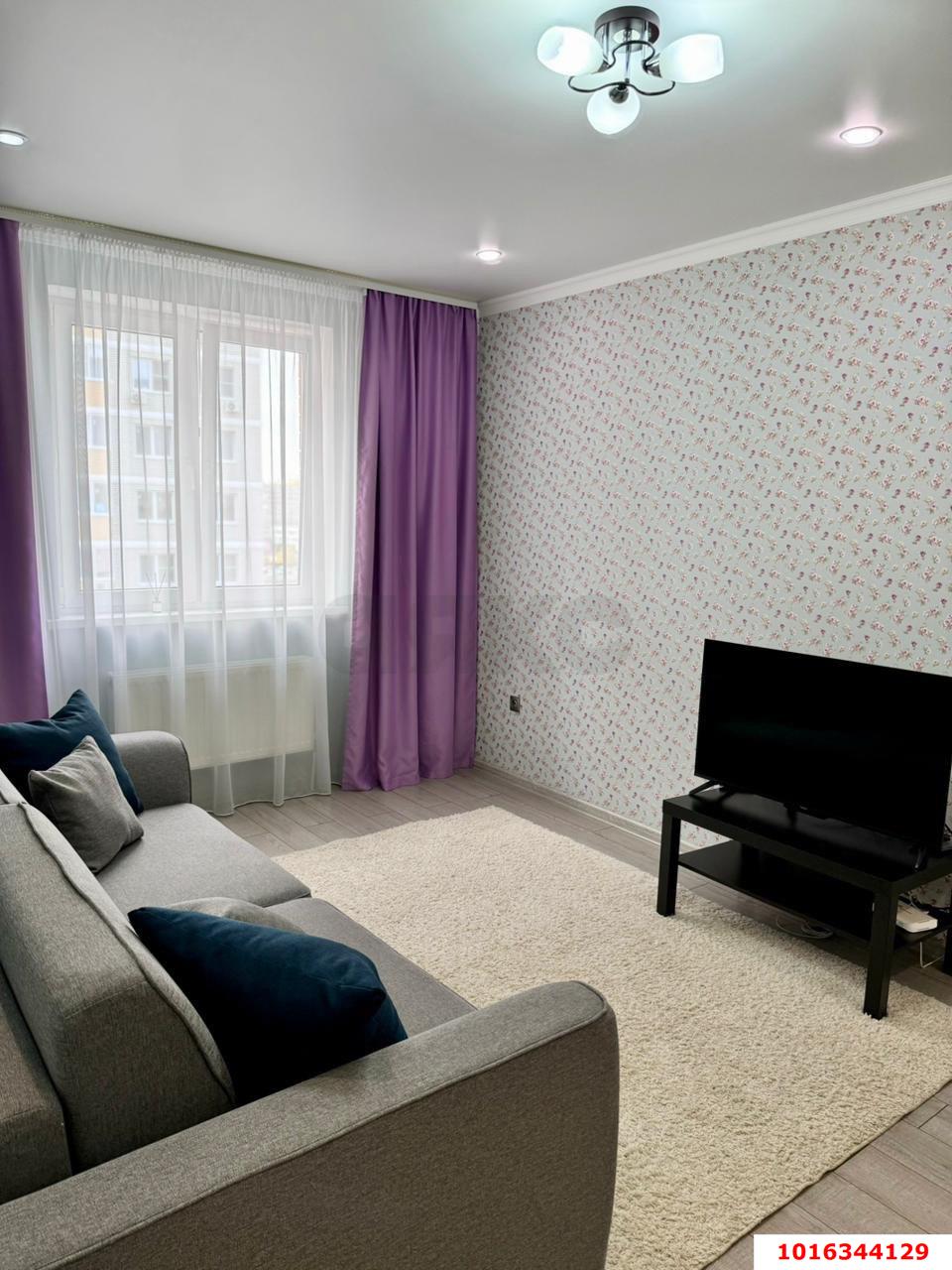 Фото №1: 1-комнатная квартира 34 м² - Краснодар, Прикубанский внутригородской округ, мкр. Славянский, ул. Заполярная, 35к12