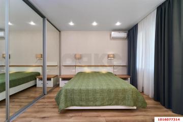 Фото №1: 2-комнатная квартира 55 м² - Краснодар, мкр. Светлоград, ул. Красных Партизан, 1/4к10