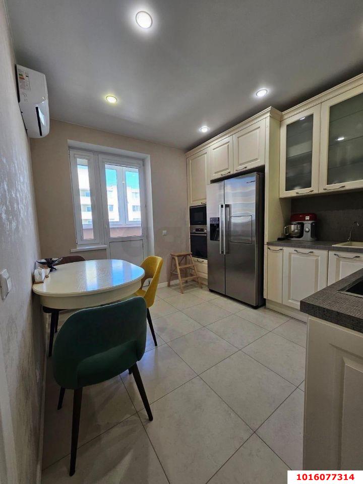 Фото №2: 2-комнатная квартира 55 м² - Краснодар, Прикубанский внутригородской округ, Славянский, мкр. Светлоград, ул. Красных Партизан, 1/4к10