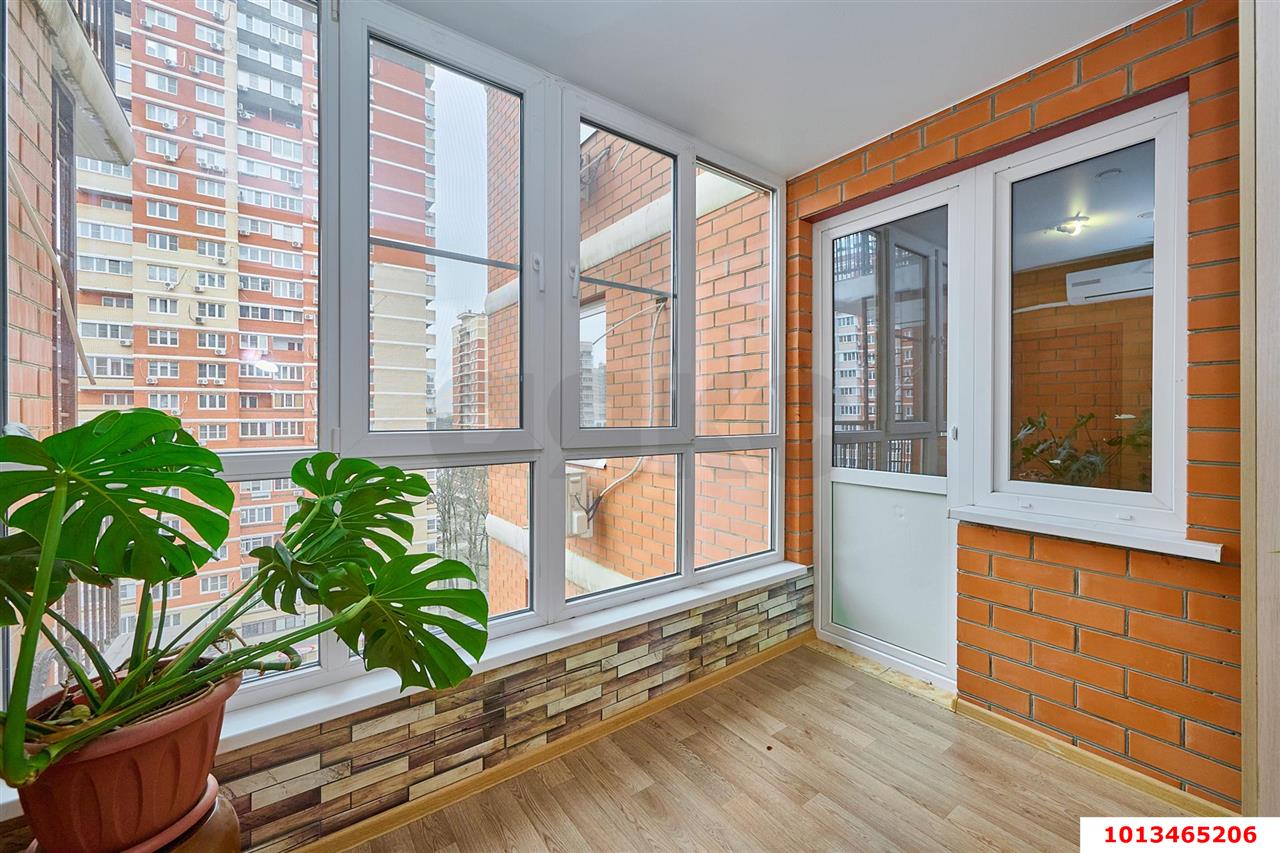 Фото №10: 3-комнатная квартира 78 м² - Краснодар, ЖК Керченский, Панорама, Прикубанский внутригородской округ, мкр. жилой комплекс Керченский, ул. им. Героя Сарабеева В.И., 5