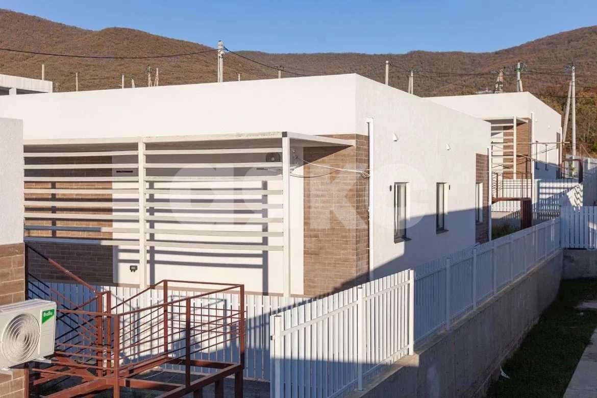 Фото №3: Дом 190 м² + 4.8 сот. - Южная Озереевка, ул. Туманная, 12