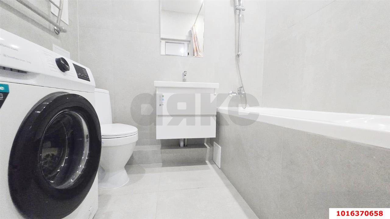 Фото №8: 1-комнатная квартира <span class="whitespace-nowrap">42 м²</span>, <span class="whitespace-nowrap">15/19 эт.</span> - Краснодар, Прикубанский внутригородской округ, мкр. жилой комплекс Новелла, ул. Питерская, 40к1