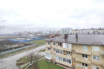 Фото №1: 1-комнатная квартира 42 м² - Краснодар, мкр. Прикубанский внутригородской округ, ул. им. Сорока А.М., 4/1