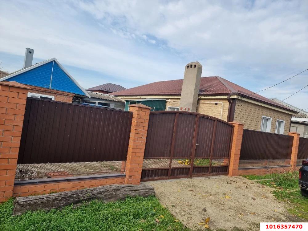 Фото №1: Дом 78 м² + 7.4 сот. - Каневская, ул. Советская