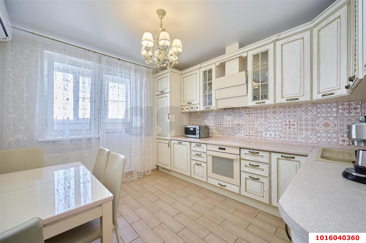 Фото №8: 2-комнатная квартира 60 м² - Краснодар, Прикубанский внутригородской округ, 40 лет Победы, мкр. жилой комплекс Симфония, ул. Российская, 74