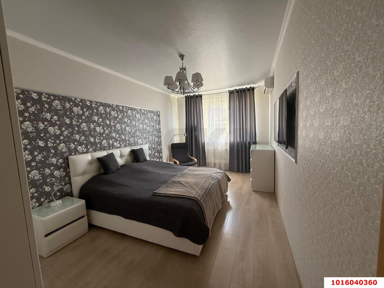 Фото №2: 2-комнатная квартира 60 м² - Краснодар, Прикубанский внутригородской округ, 40 лет Победы, мкр. жилой комплекс Симфония, ул. Российская, 74